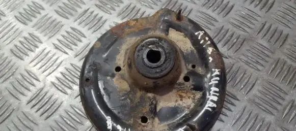 Hyundai Coupe Coil spring mount 