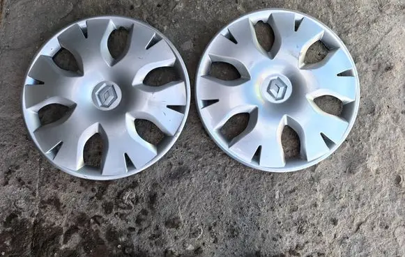 Renault Scenic II - Grand scenic II R16 wheel hub/cap/trim 8200422606