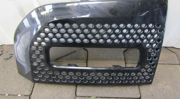 Land Rover Defender Front fog light trim/grill L8B2-15B217-A