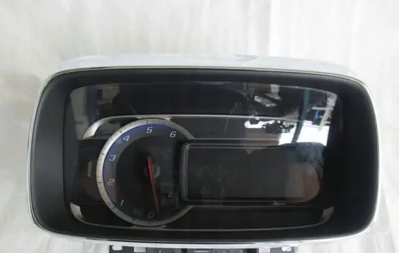 Chevrolet Trax Speedometer (instrument cluster) 95327819