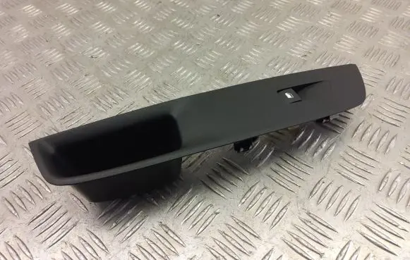 Opel Mokka X Electric window control switch 98044803zd