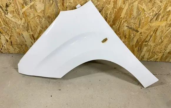 Peugeot Partner III Fender
