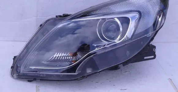 Opel Zafira C Headlight/headlamp 39009021 030126320105 LE10A6239