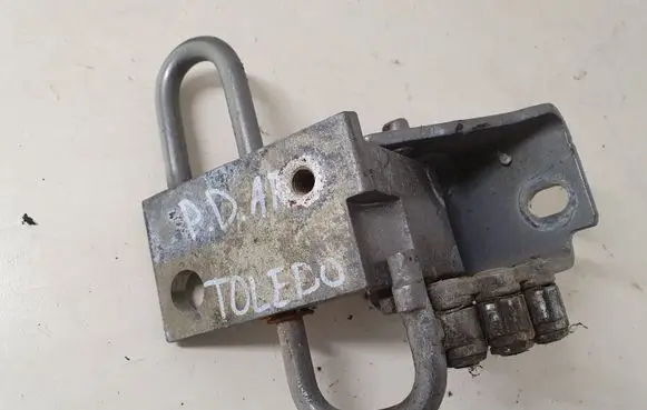 Front door lower hinge