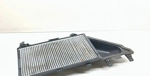 BMW 5 E60 E61 Air filter box cover 
