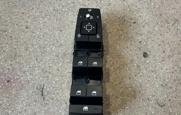 KIA EV6 Electric window control switch 93571CV870