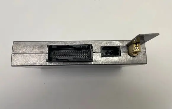 Audi A8 S8 D3 4E Bluetooth control unit module 4E0862335 4E0910336K