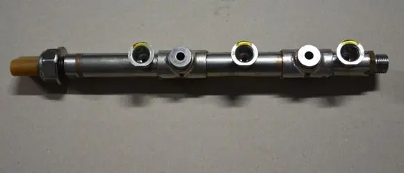 Volkswagen Golf VII Fuel main line pipe 04C906054B