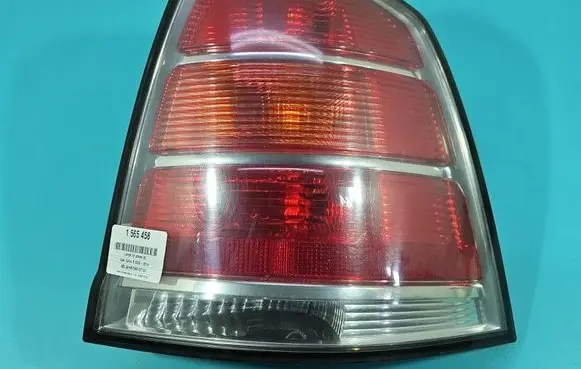 Opel Zafira B Rear/tail lights 24451843R IMPRK1565458