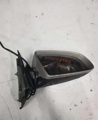 Audi A4 S4 B7 8E 8H Front door electric wing mirror E1010681