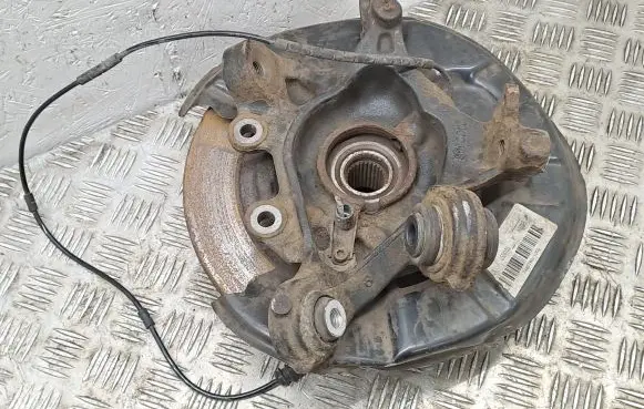 BMW 1 F20 F21 Rear wheel hub 679224003