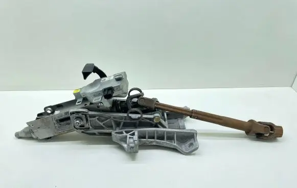 Volvo V50 Steering wheel axle P31202252 T381638AA