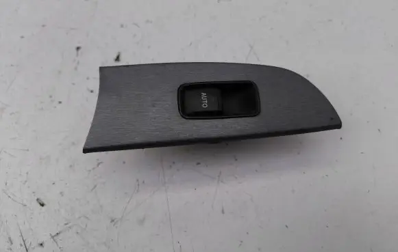 Lexus IS 220D-250-350 Electric window control switch 8403053020