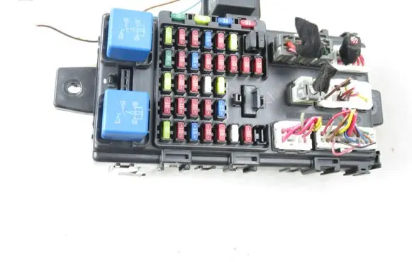 Hyundai Santa Fe Central body control module 9540026501 9118826105