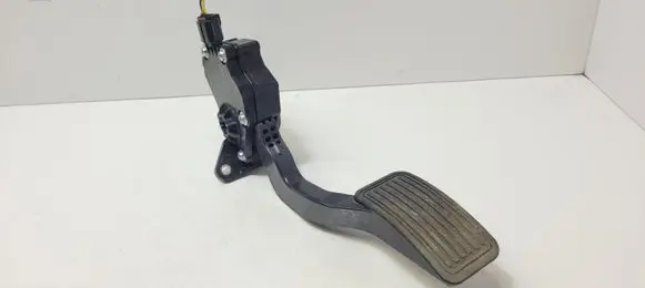 Mazda CX-7 Accelerator throttle pedal K42387360