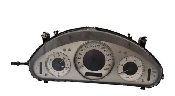 Mercedes-Benz E W211 Speedometer (instrument cluster) A2115405711 2115405711