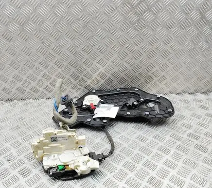 Audi A8 S8 D4 4H Rear door lock 4H0839016C 4H0839916A