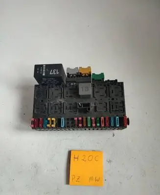 Volkswagen Transporter - Caravelle T4 Fuse 701937511
