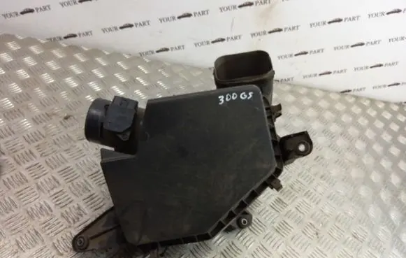 Lexus GS 300 350 430 450H Air filter box 1770031551