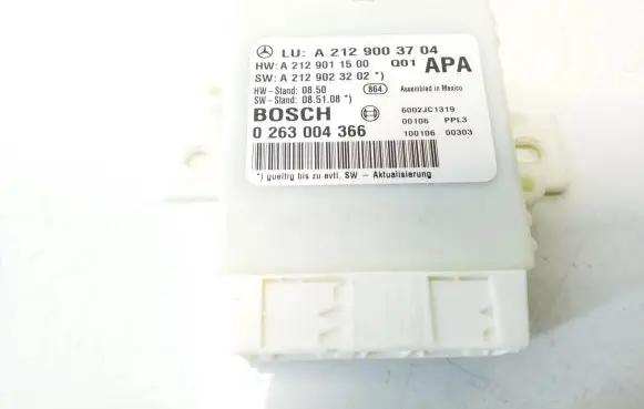 Mercedes-Benz E W212 Parking PDC control unit/module A2129003704 A2129011500