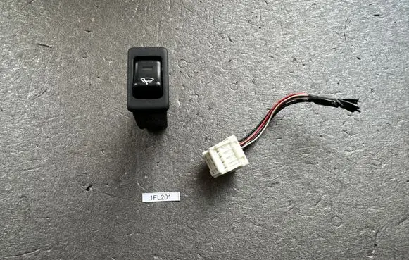 Nissan Patrol Y61 Other switches/knobs/shifts 253500V010