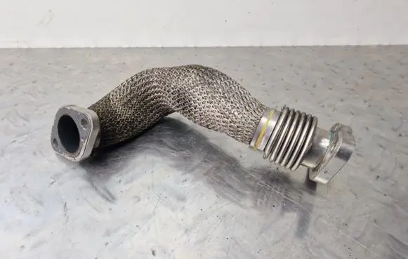 Audi A8 S8 D3 4E EGR valve line/pipe/hose 059131530B
