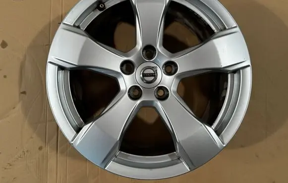 Volvo XC60 R17 alloy rim 31423850