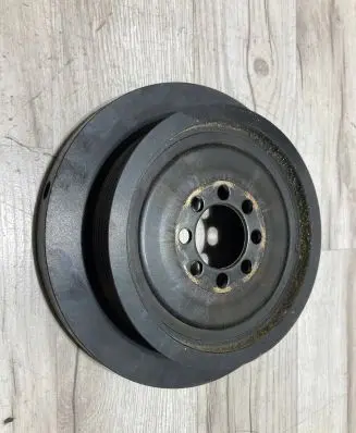 BMW 5 F10 F11 Crankshaft pulley 7573654