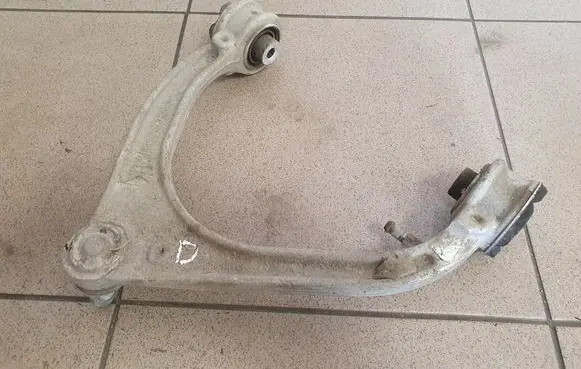 Jaguar F-Pace Front lower control arm/wishbone