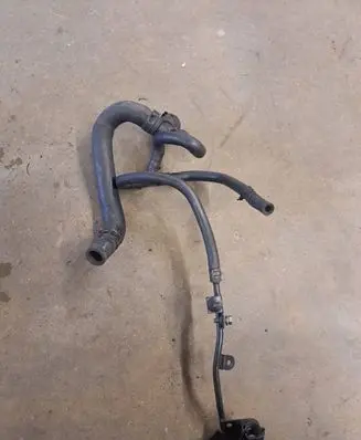 Volkswagen Touran I Engine coolant pipe/hose 1T0122157AP