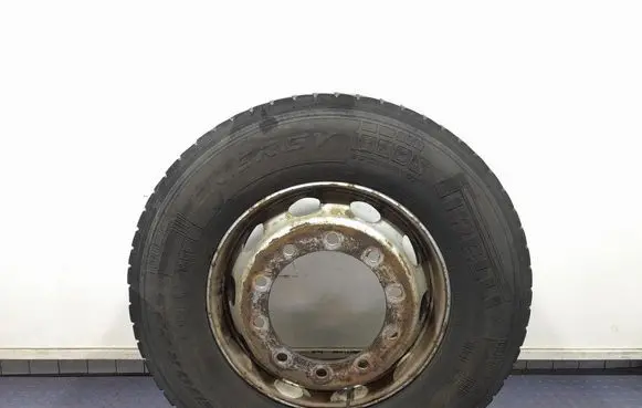 AC 428 R17 steel rim 