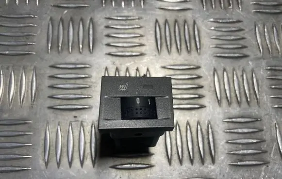 Opel Signum Seat heating switch 13138252 32429811 2455