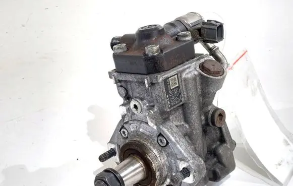 Volvo V40 Fuel injection high pressure pump VEA132360020AAB