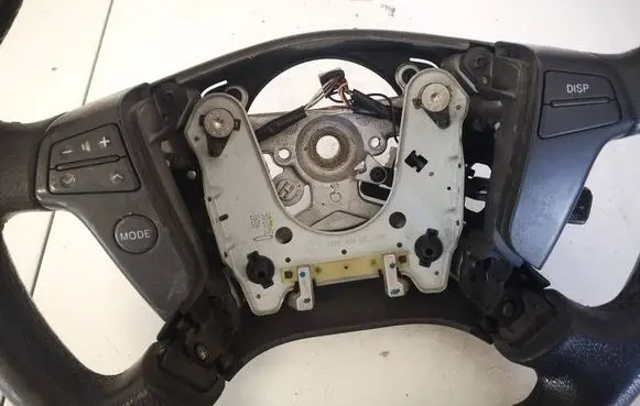 Toyota Avensis T250 Steering wheel buttons/switches 