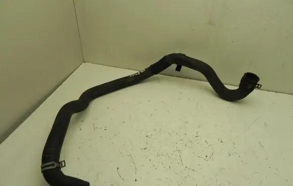 Ford Focus Engine coolant pipe/hose 8V618286KDPHX134338 VD8205