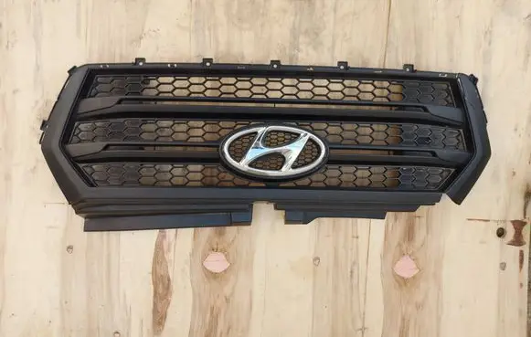 Hyundai Solati H350 Front grill 8635159020