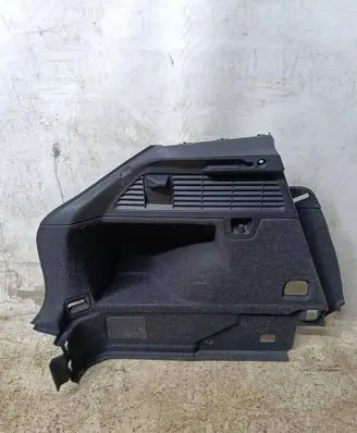 Audi Q2 - Trunk/boot side trim panel 81A863879B A098384 AU276BAS1S