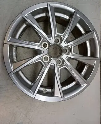 Toyota Yaris XP210 R15 alloy rim KBA53565