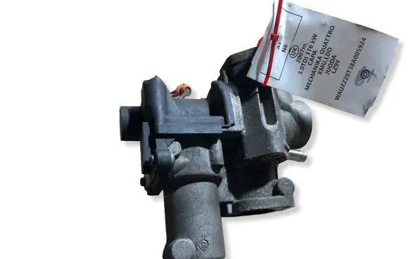 Audi A5 8T 8F EGR valve D502070000