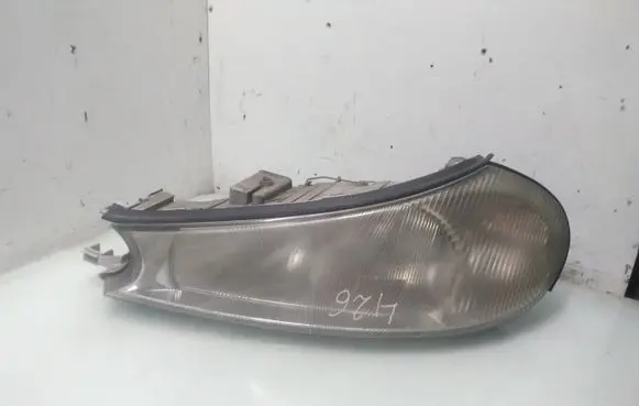 Ford Mondeo MK II Headlight/headlamp 1305219078