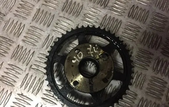 Nissan Almera Tino Crankshaft pulley