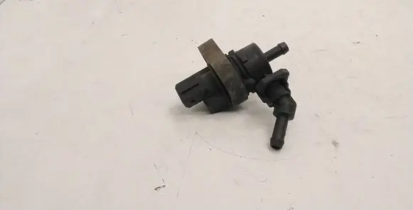 BMW 5 E39 Fuel tank valve 1433602