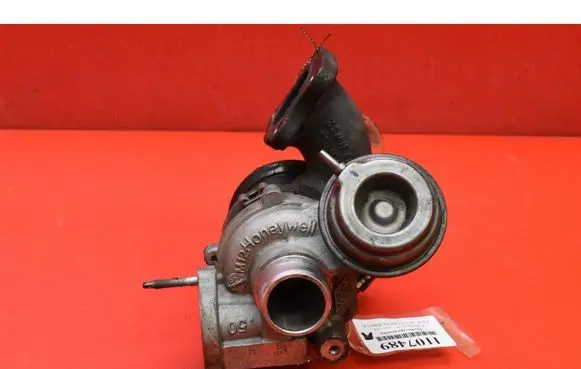 Audi 100 200 5000 C3 Turbo system vacuum part 9818479380