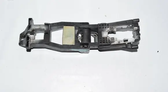 Mercedes-Benz C W203 Front door exterior handle/bracket A2037600234