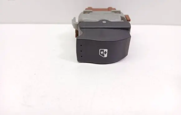 Renault Laguna II Electric window control switch 2808201 220507A