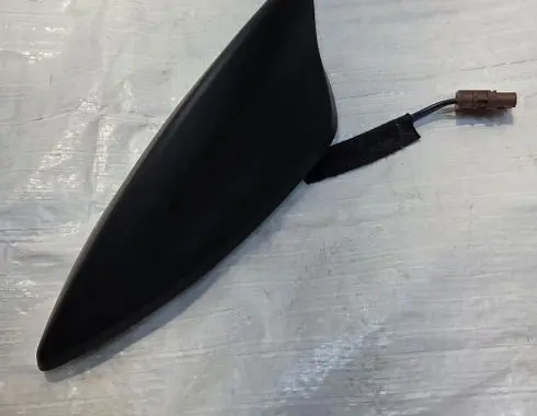Opel Astra K Radio antenna