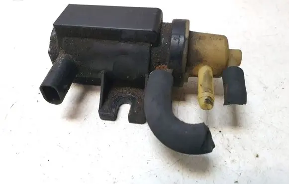 Mercedes-Benz GLK (X204) Turbo solenoid valve A0071531428