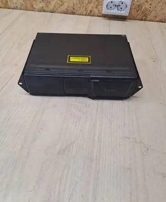 CD/DVD changer