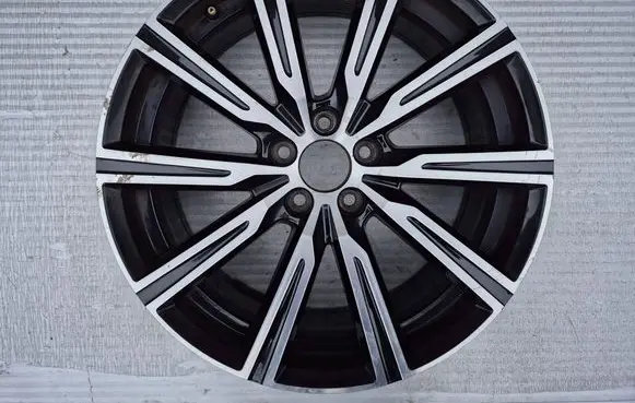 Volvo XC60 R19 alloy rim 31423852