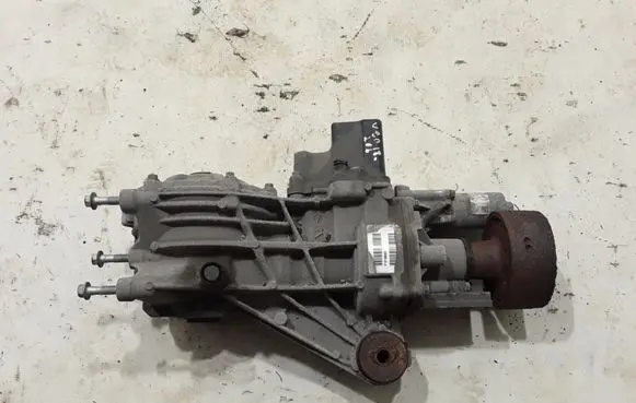 Volvo S90, V90 Rear differential P1216693
